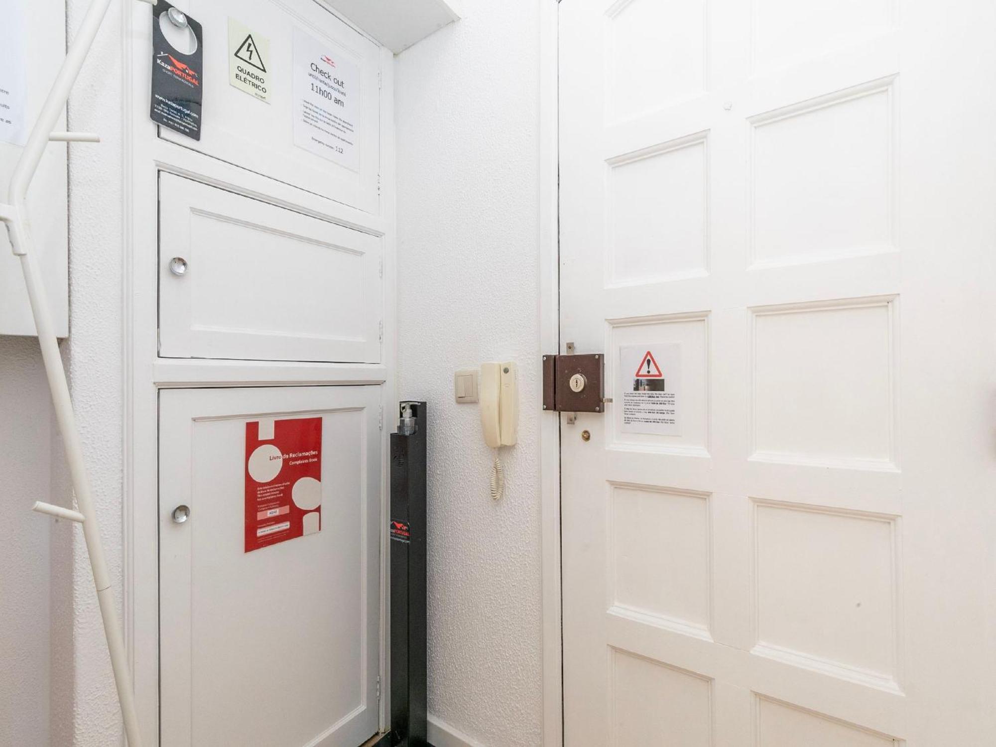Apartament Bright Valadim