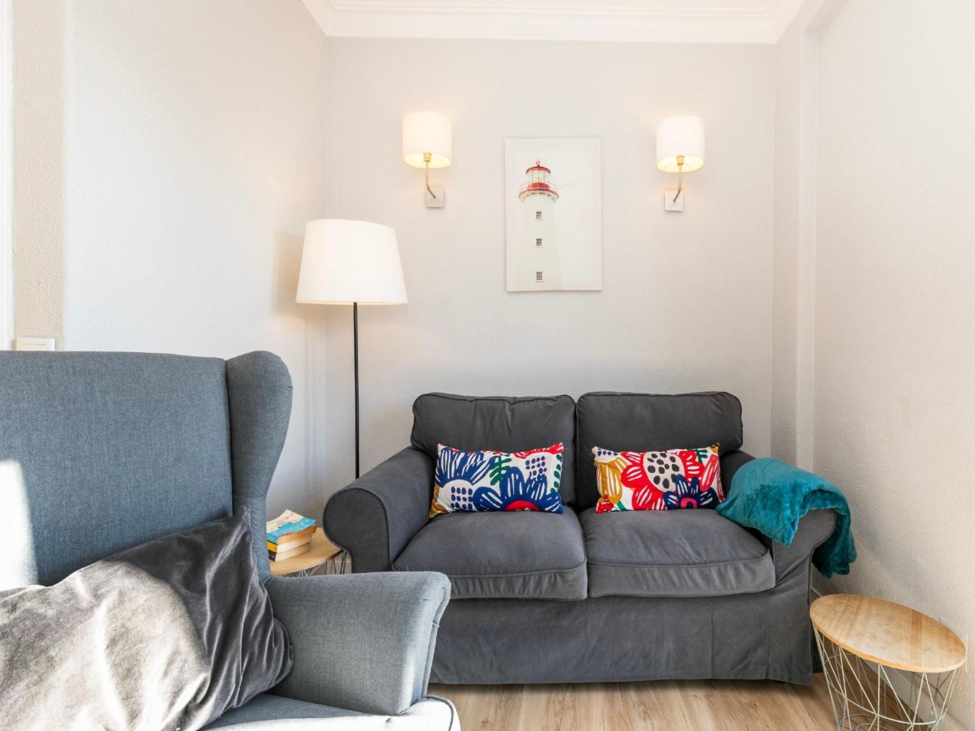 Bright Valadim Apartament